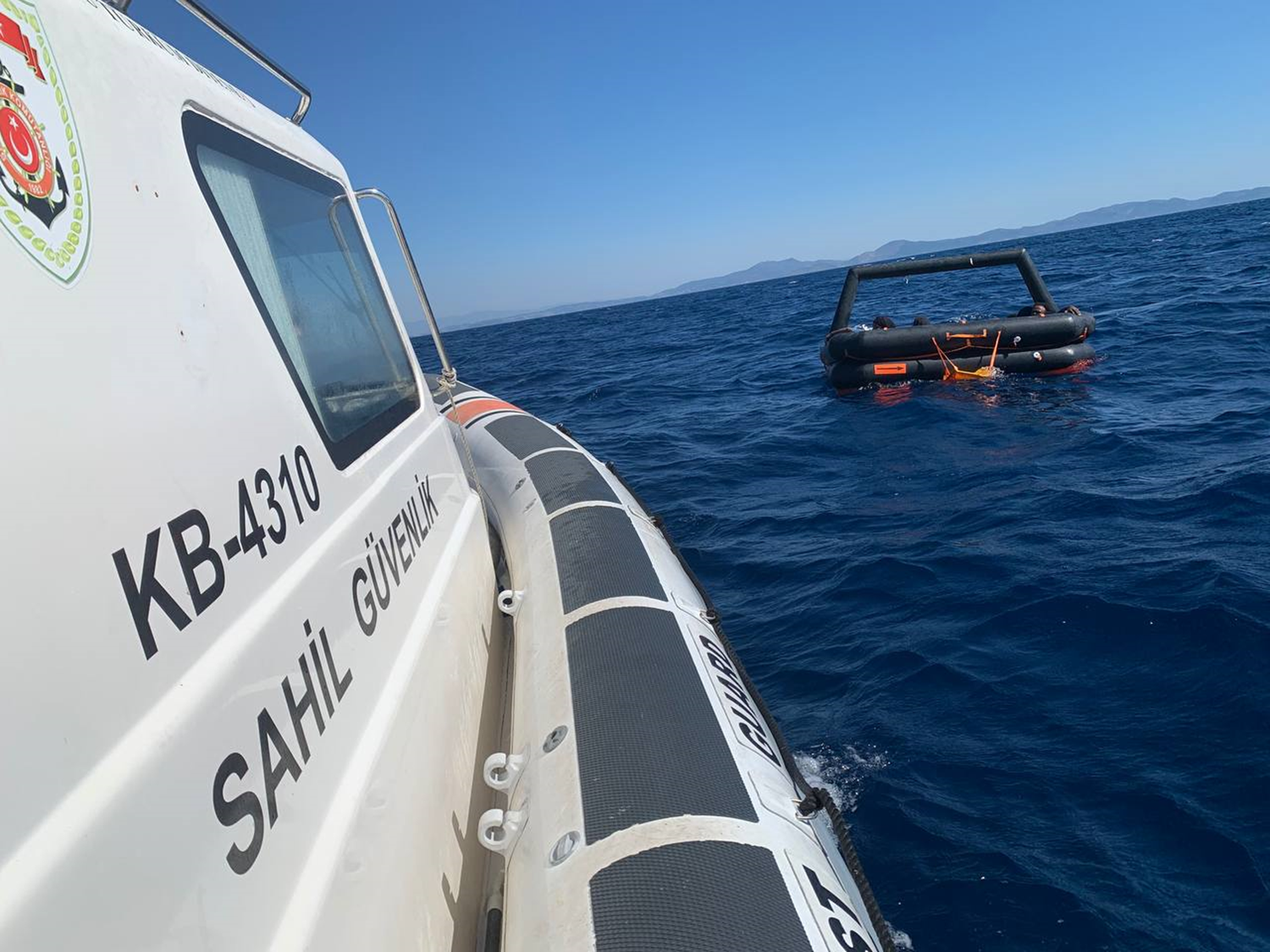 zmir aklarnda 163 dzensiz gmen kurtarld, 92 gmen yakaland