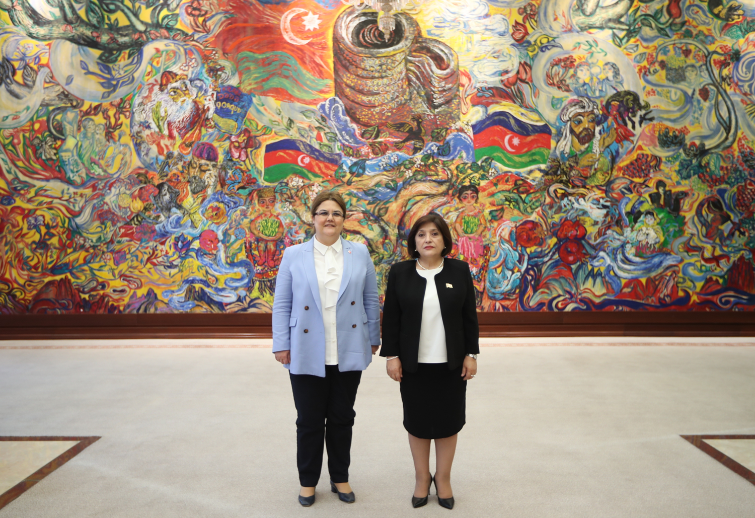 Bakan Yan�k, Azerbaycan Milli Meclis Ba�kan� Gafarova ile g�r��t�