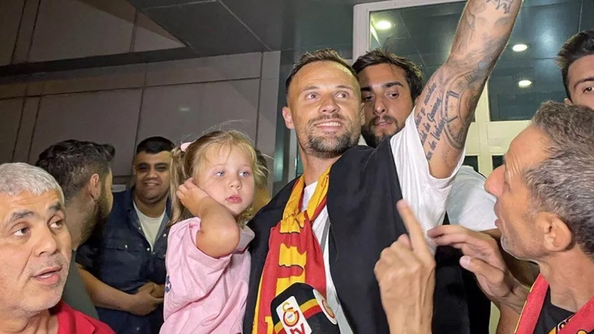 Galatasaray'�n yeni transferi Haris Seferovic hangi tak�mlarda oynad�?