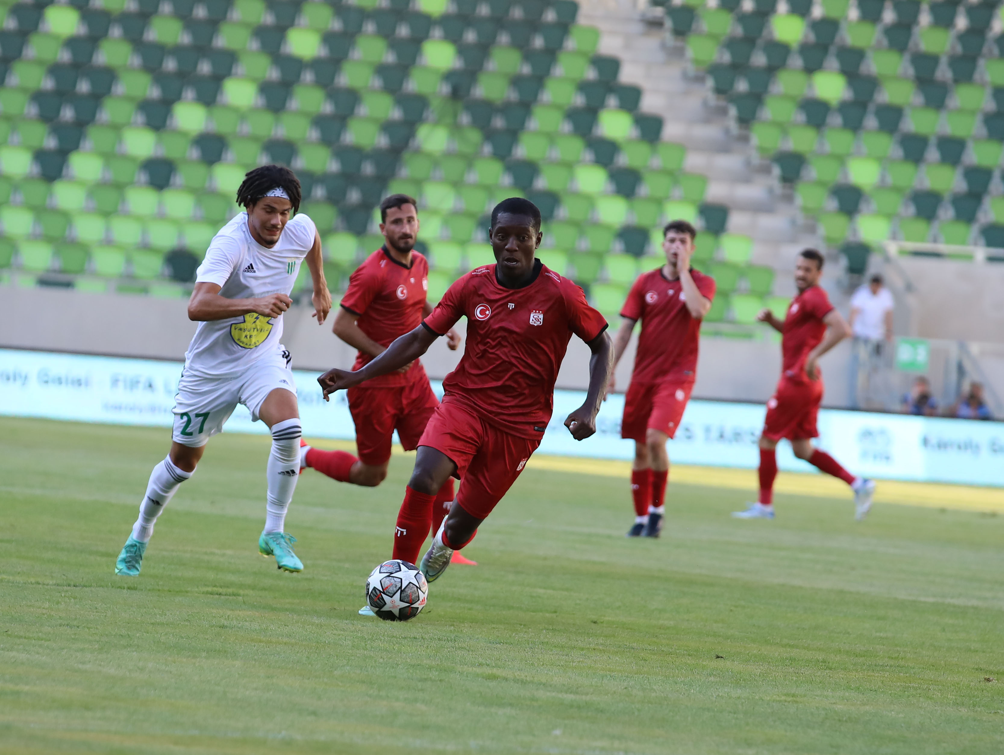 Sivasspor, Szombathelyi Haladas ile berabere kald�