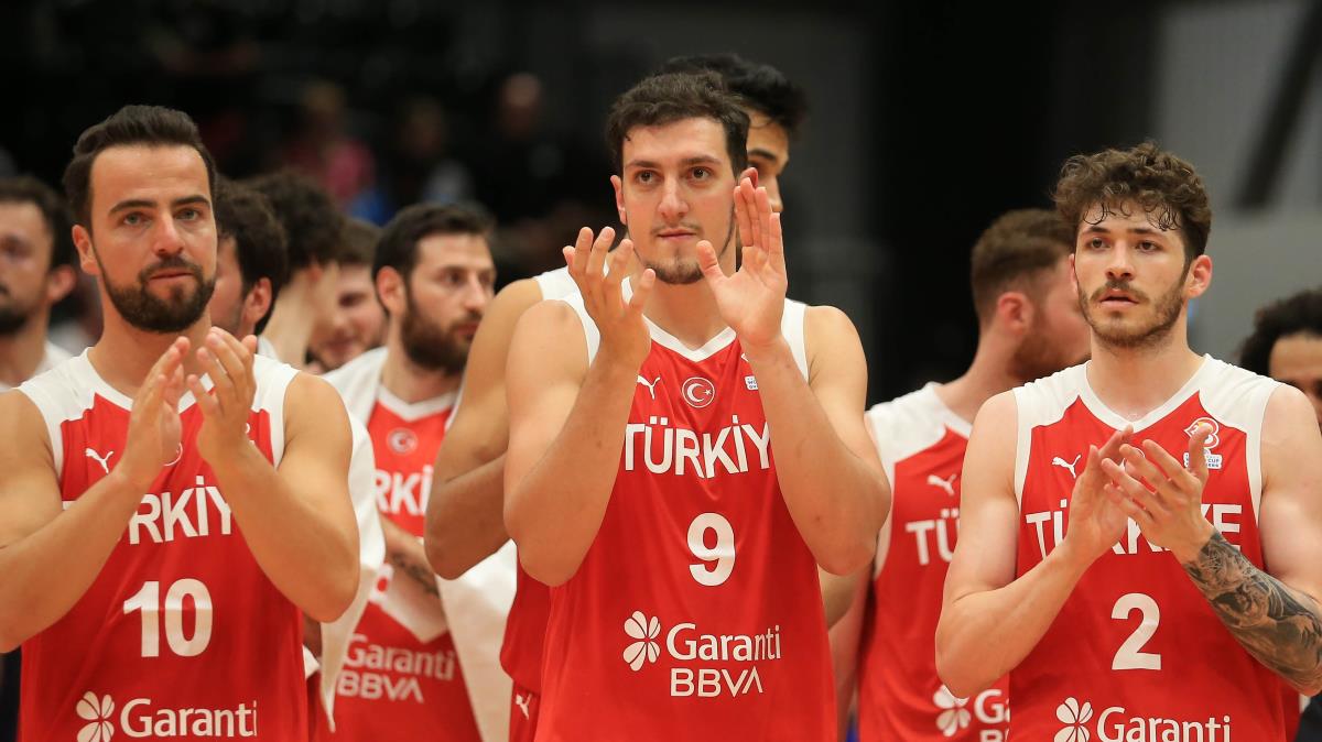 A Milli Erkek Basketbol Takmnn Avrupa ampiyonas kadrosu belli oldu