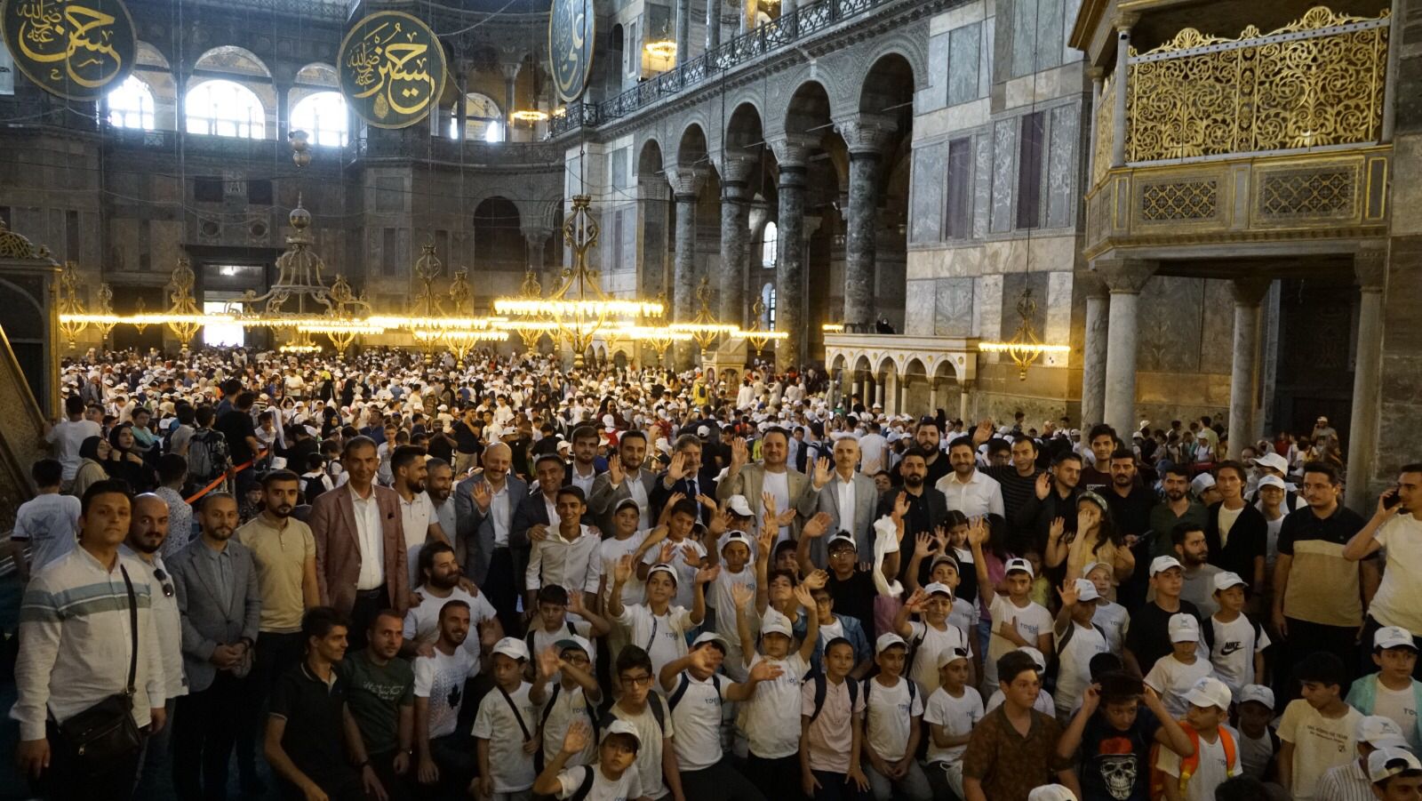 Yaz okulu gen�li�i Ayasofya'da!