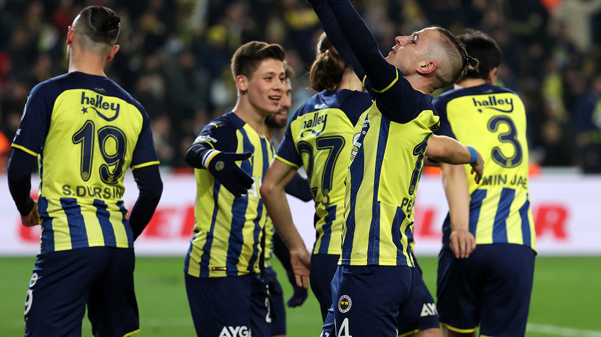 Jorge Jesus y�z�ne bakm�yor! Fenerbah�e'de bir veda daha