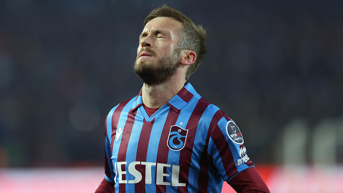 Trabzonspor'da Edin Visca depremi! Yer yerinden oynad�