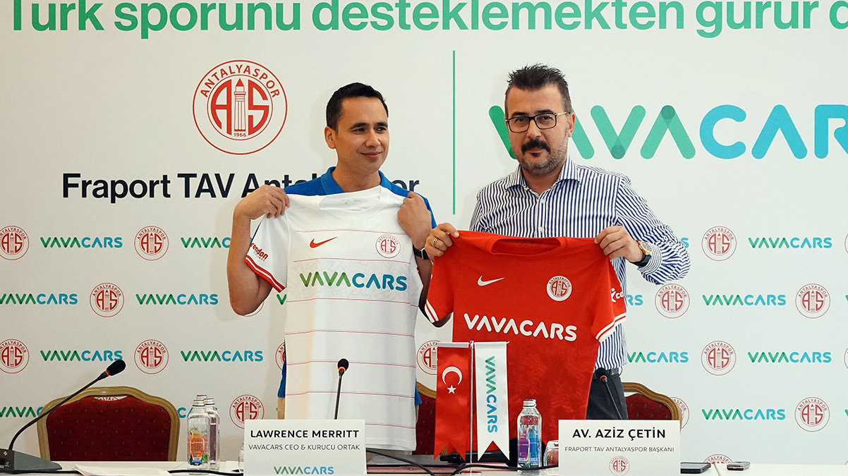 Antalyaspor'un yeni forma sponsoru VavaCars oldu