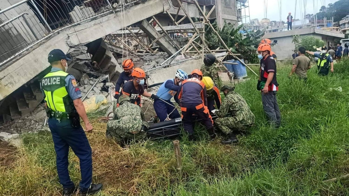 Filipinler'de ok iddetli deprem