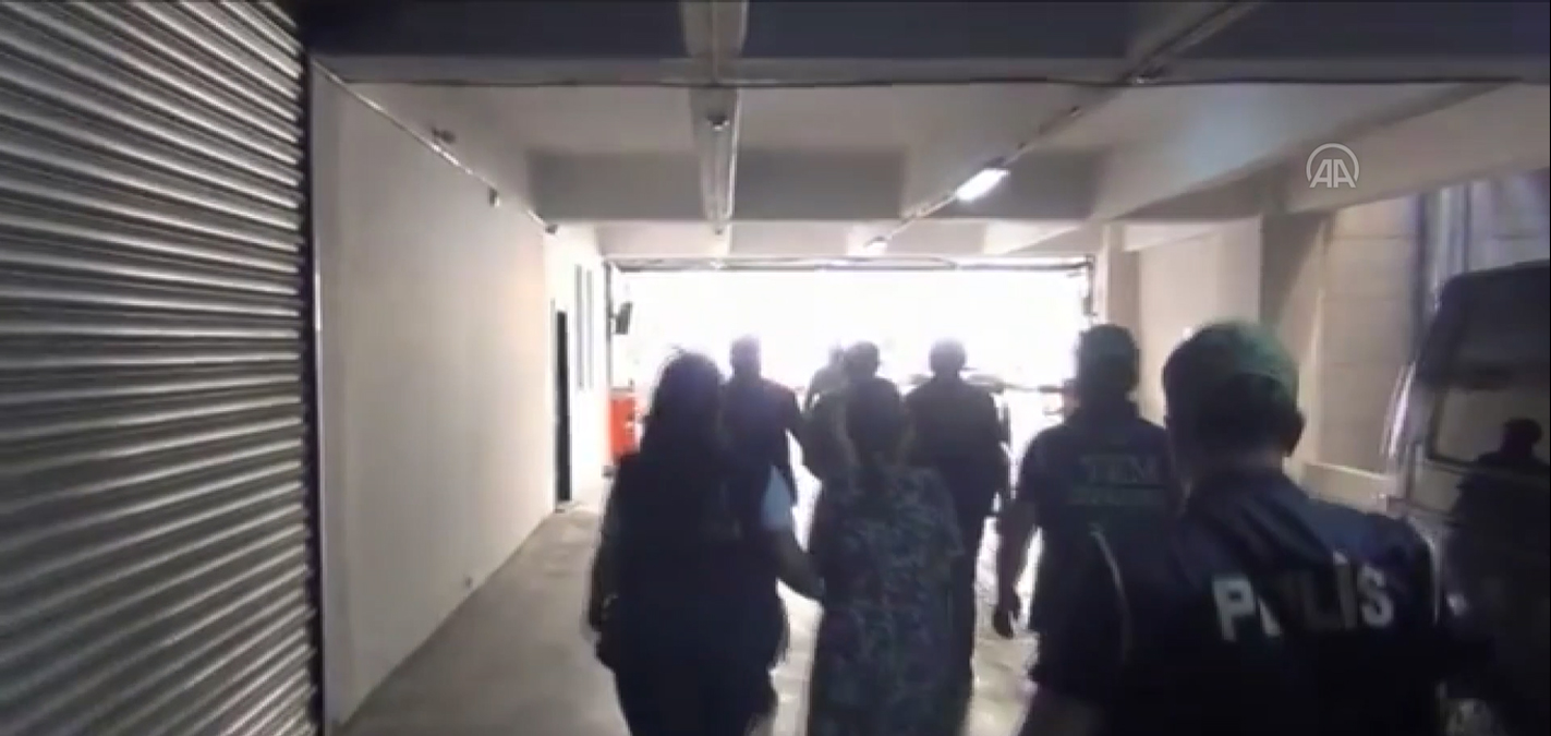 Sultangazi'de DHKP-C operasyonu: 2 tutuklama