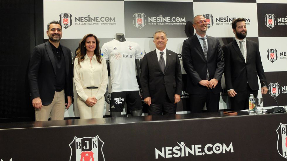 Ahmet Nur �ebi'den Serdar Saat�� a��klamas�