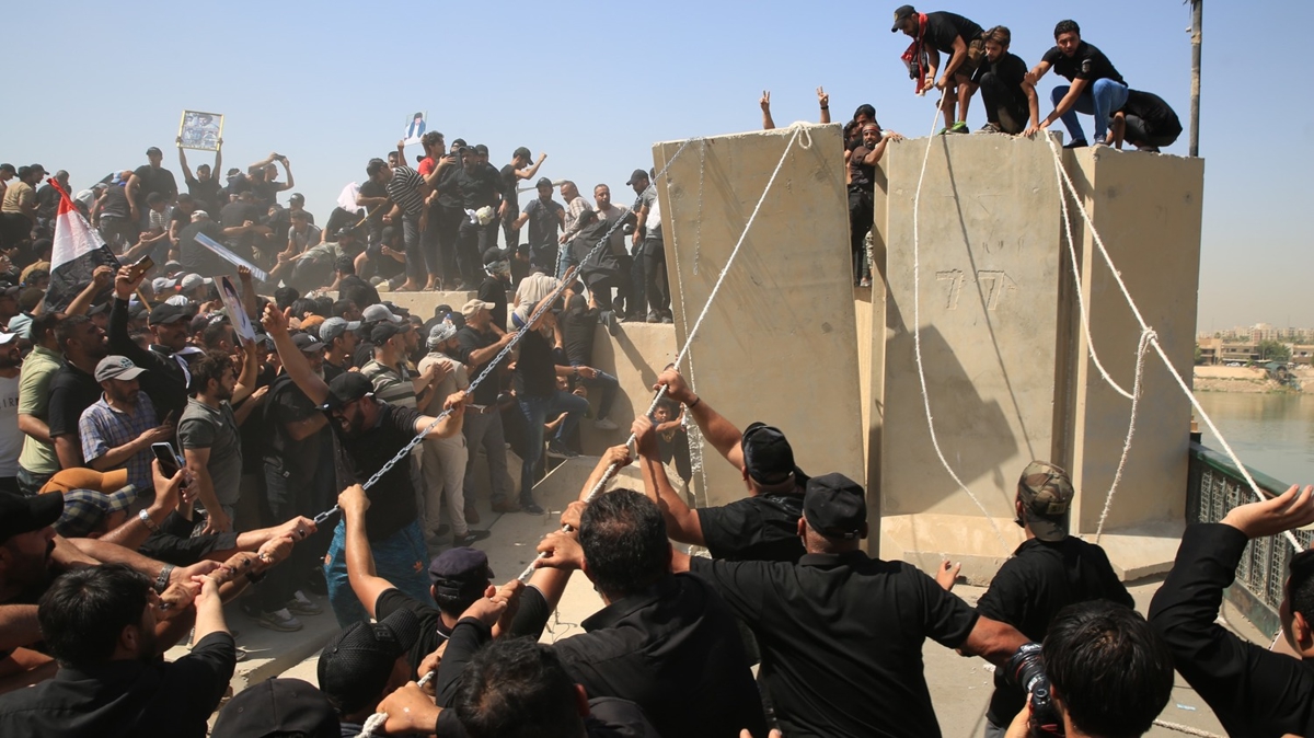 Badat'ta Sadr destekileri Yeil Blge'yi basmaya alyor
