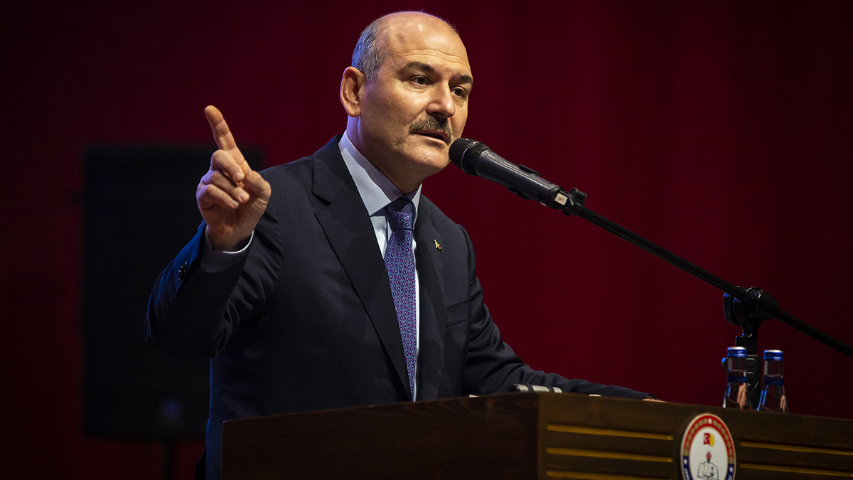 Bakan Soylu duyurdu: Uyu�turucu tacirlerine b�y�k darbe!