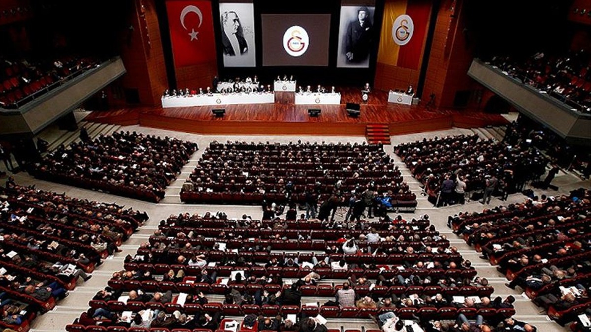 Galatasaray ynetiminin yetki istedii olaanst genel kurul toplants balad