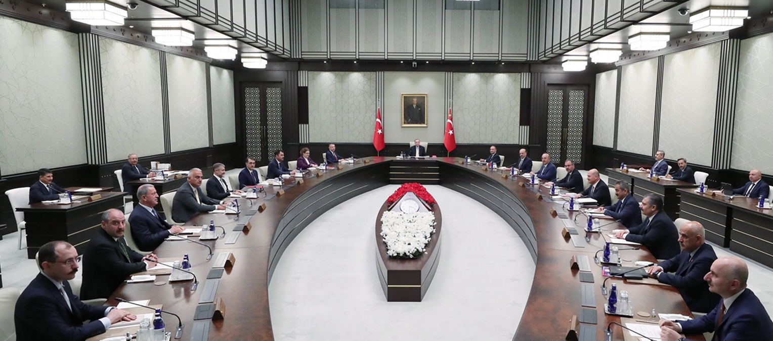 Ankara'da kritik zirve... Al�nan kararlar� Cumhurba�kan� Erdo�an a��klayacak