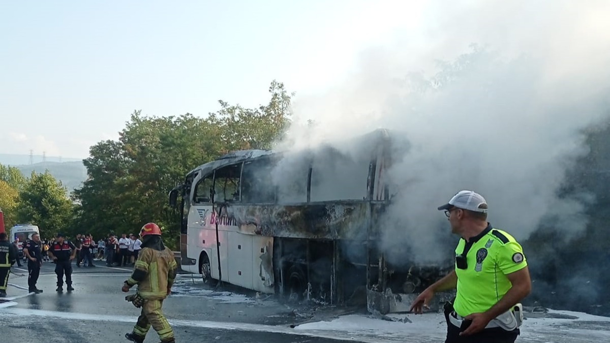 Bursa'da yolcu otobsnde yangn