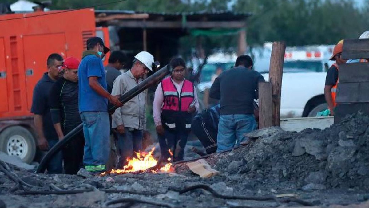 Meksika'da maden ocanda gk! 10 iiyi kurtarma almalar sryor