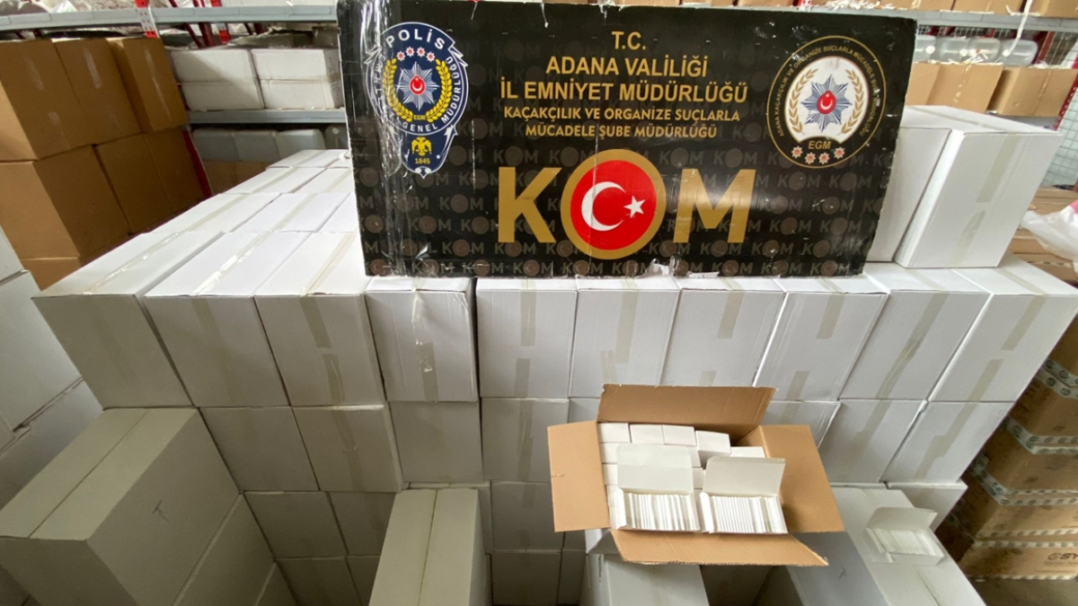 Adana'da ele ge�irildi! Tam 8 milyon 560 bin adet...