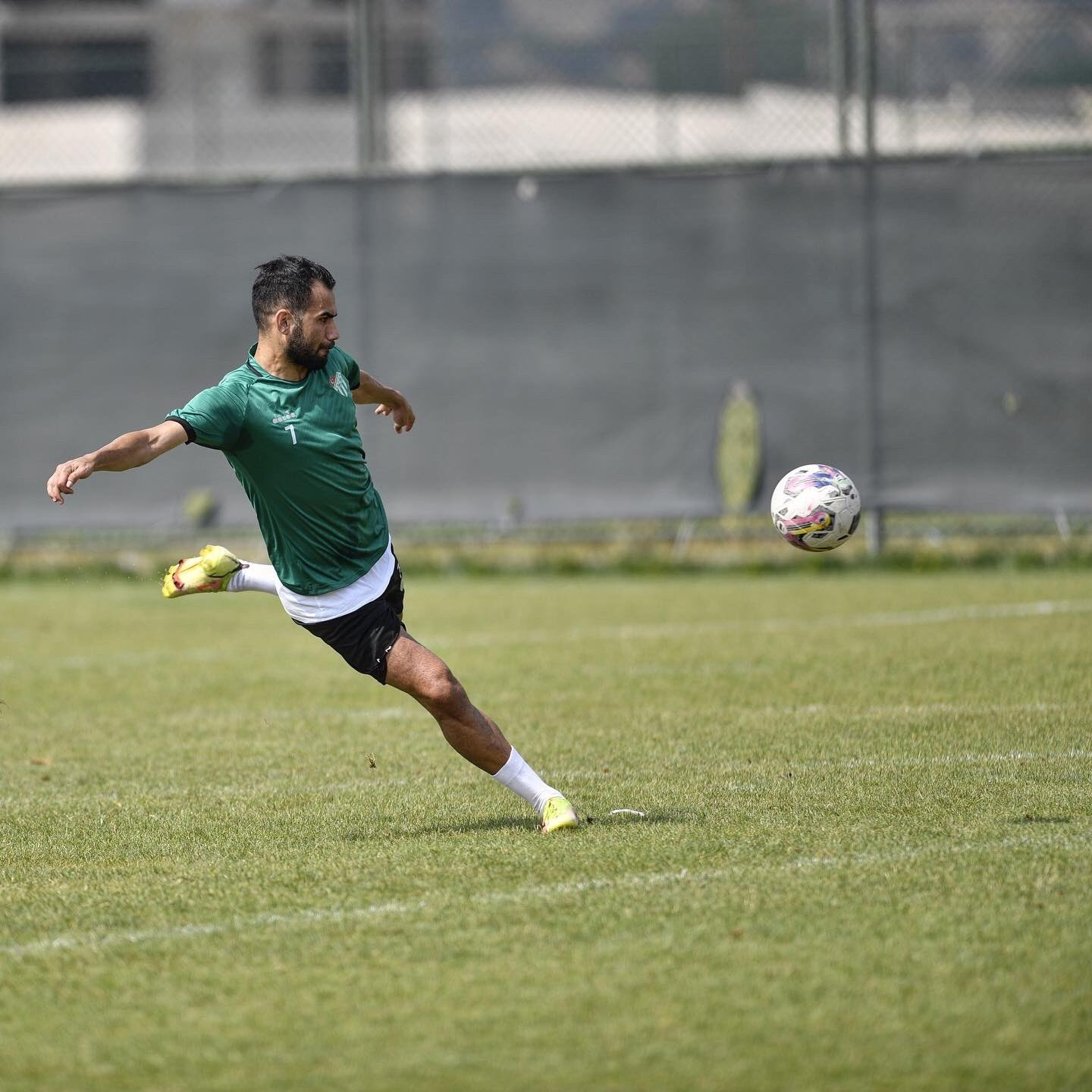 Bursaspor'un haz�rl�k ma�� program� a��kland�