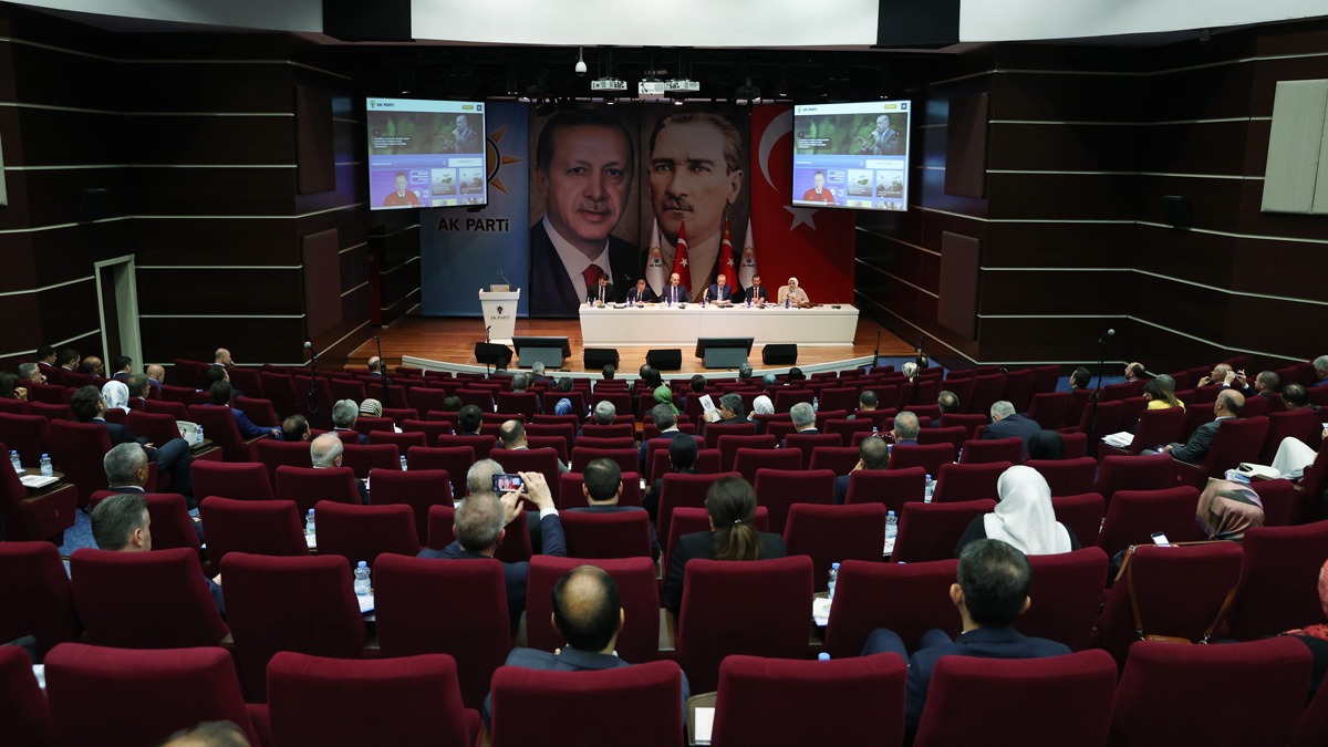 AK Parti MKYK, Cumhurbakan Erdoan bakanlnda topland