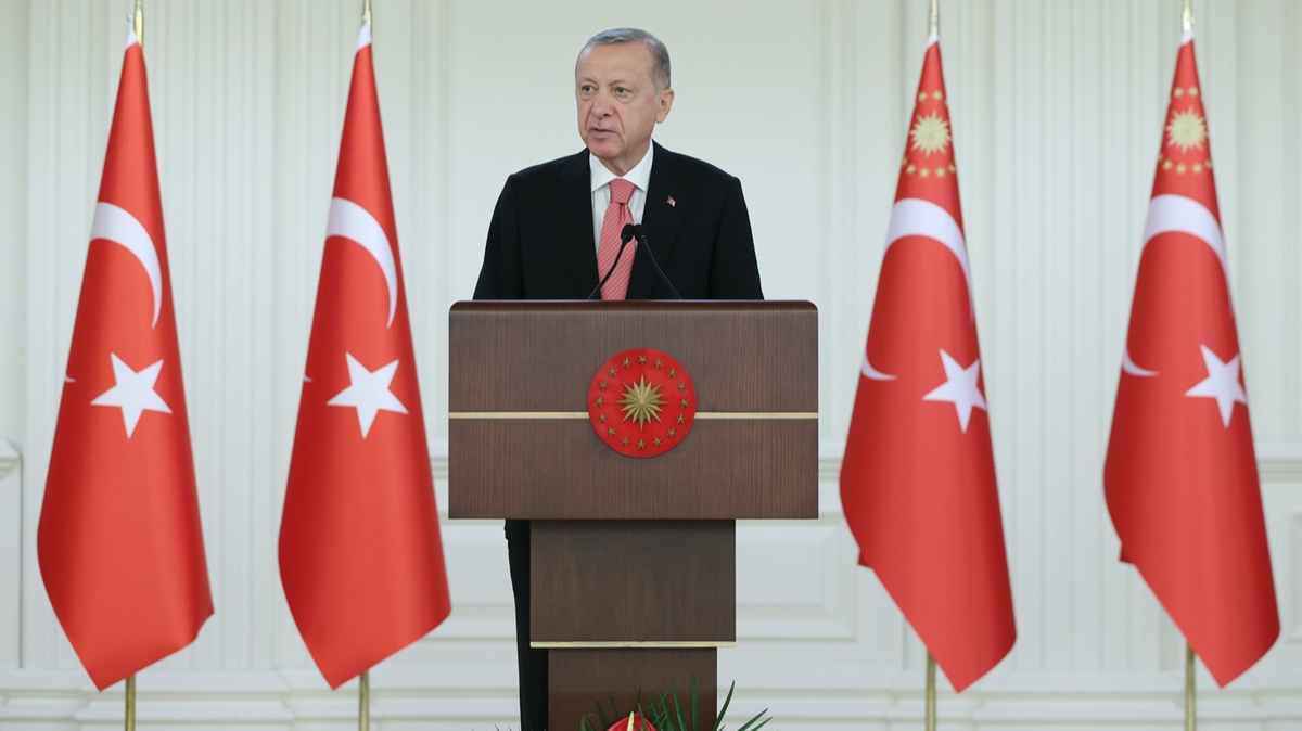 Cumhurbakan Erdoan: (Suriye'ye harekat hazrl) Gvenlik kuann halkalarn yaknda birletireceiz