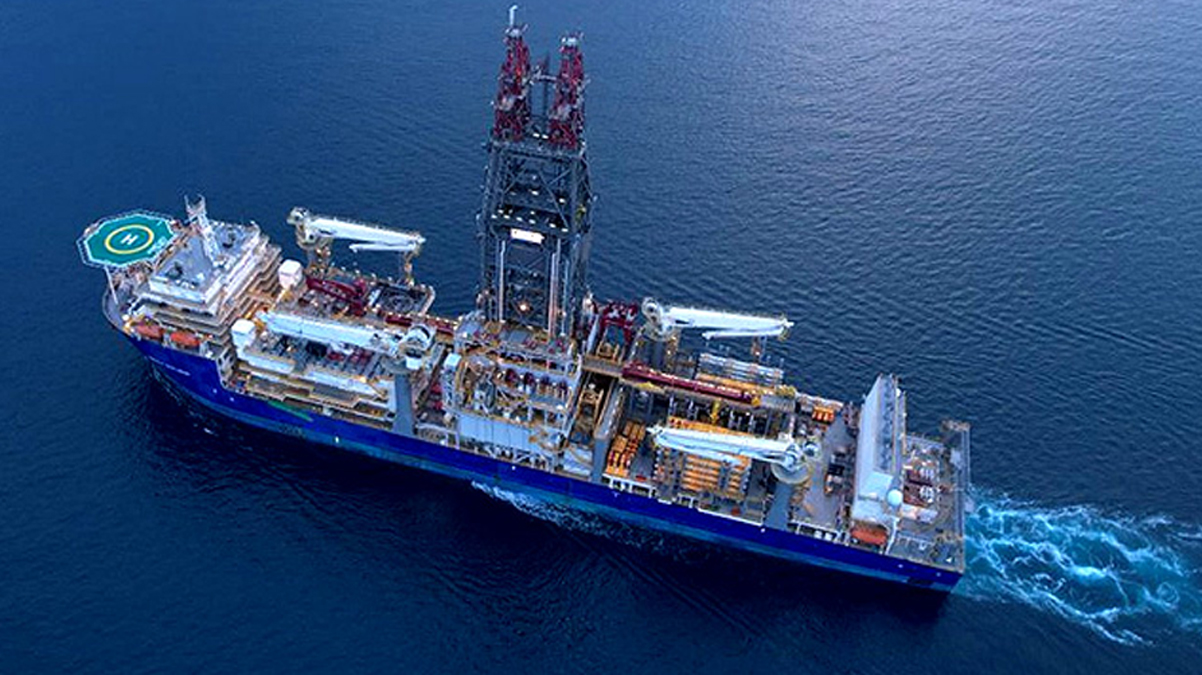 238 metrelik dev! D�nyan�n g�z� T�rkiye'de: �lk g�revi i�in saatler kald�