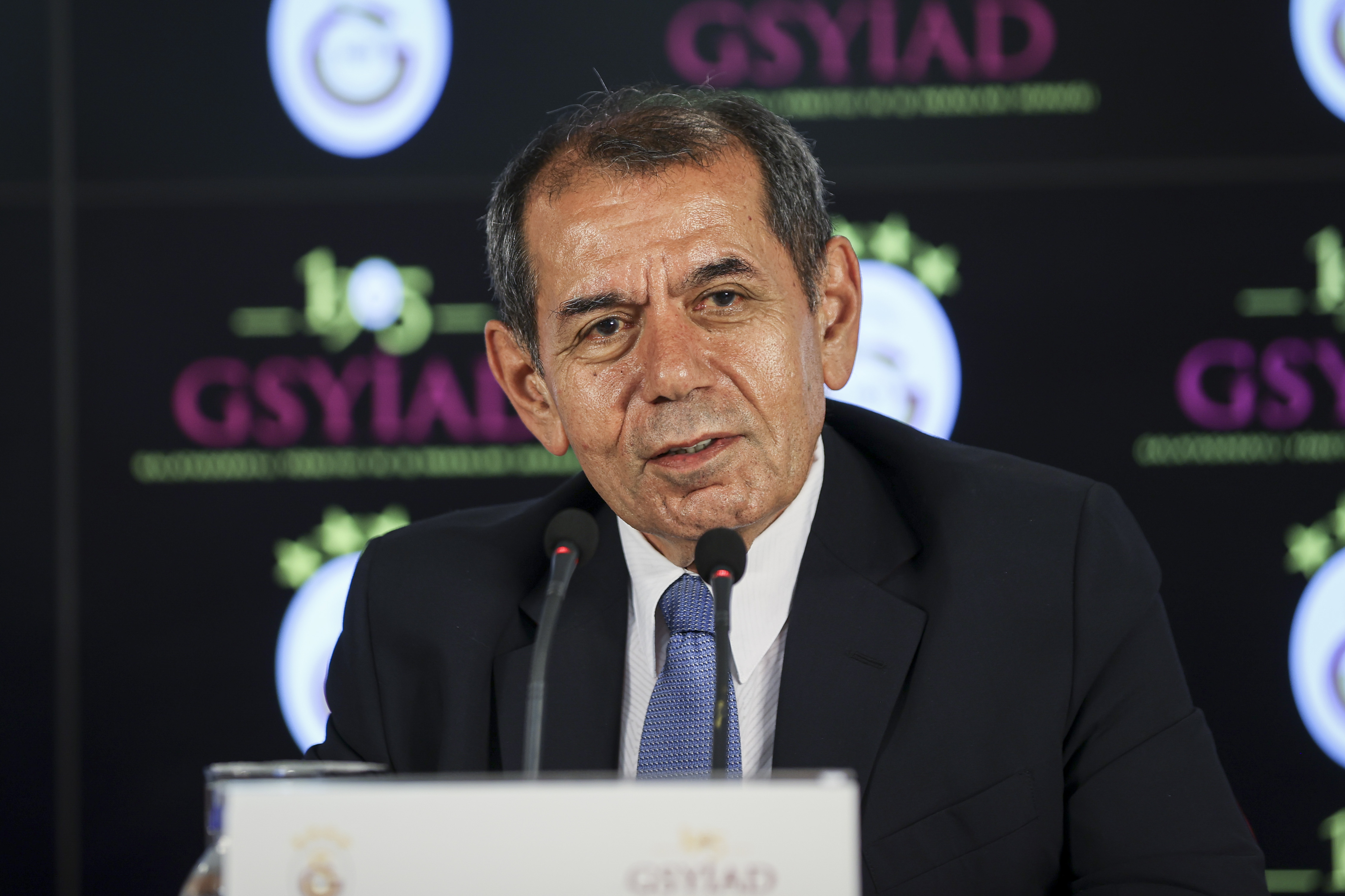 Dursun �zbek: G�zel g�nler Galatasaray'� bekliyor