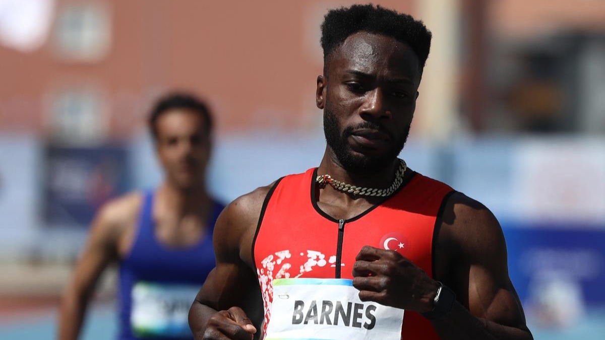 Emre Zafer Barnes 100 metrede rekor k�rd�