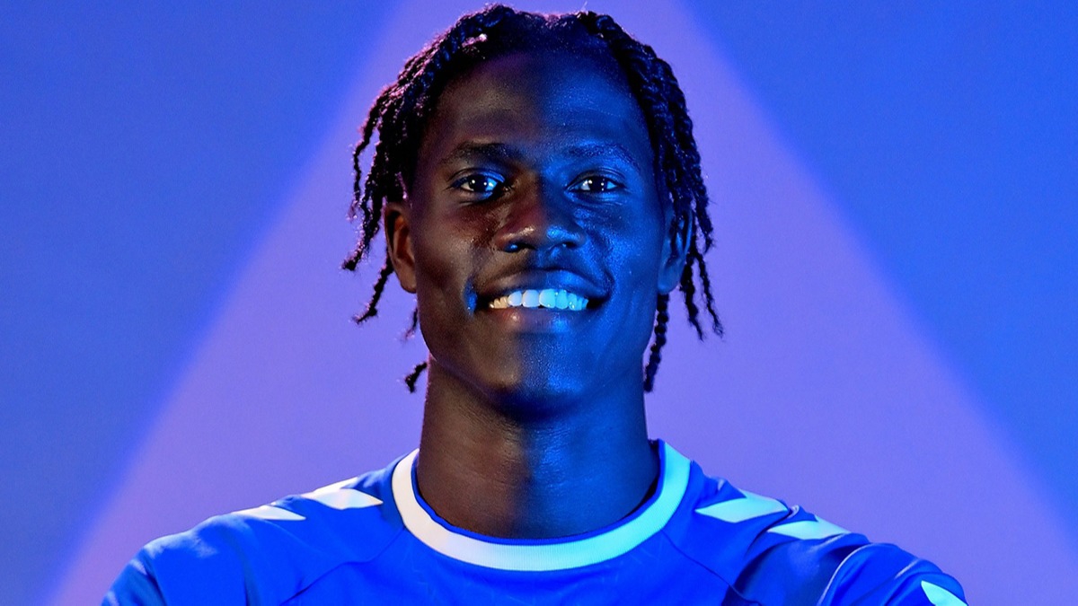 Amadou Onana resmen Everton'da