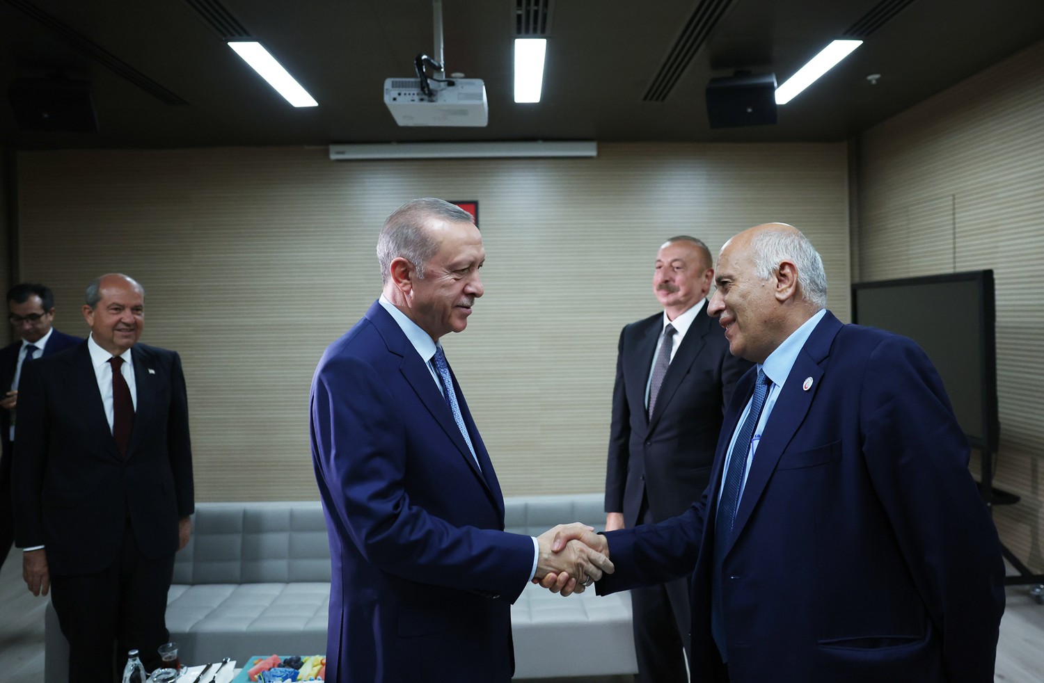 Cumhurba�kan� Erdo�an'dan yo�un diplomasi trafi�i