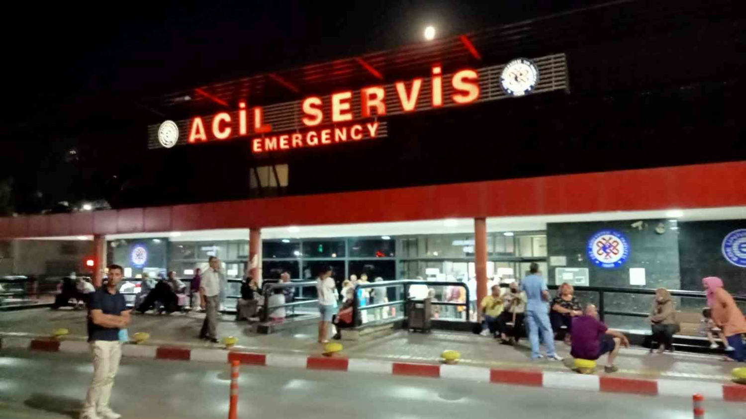 �zmir'de 12 ya��ndaki �ocuk maganda taraf�ndan vuruldu