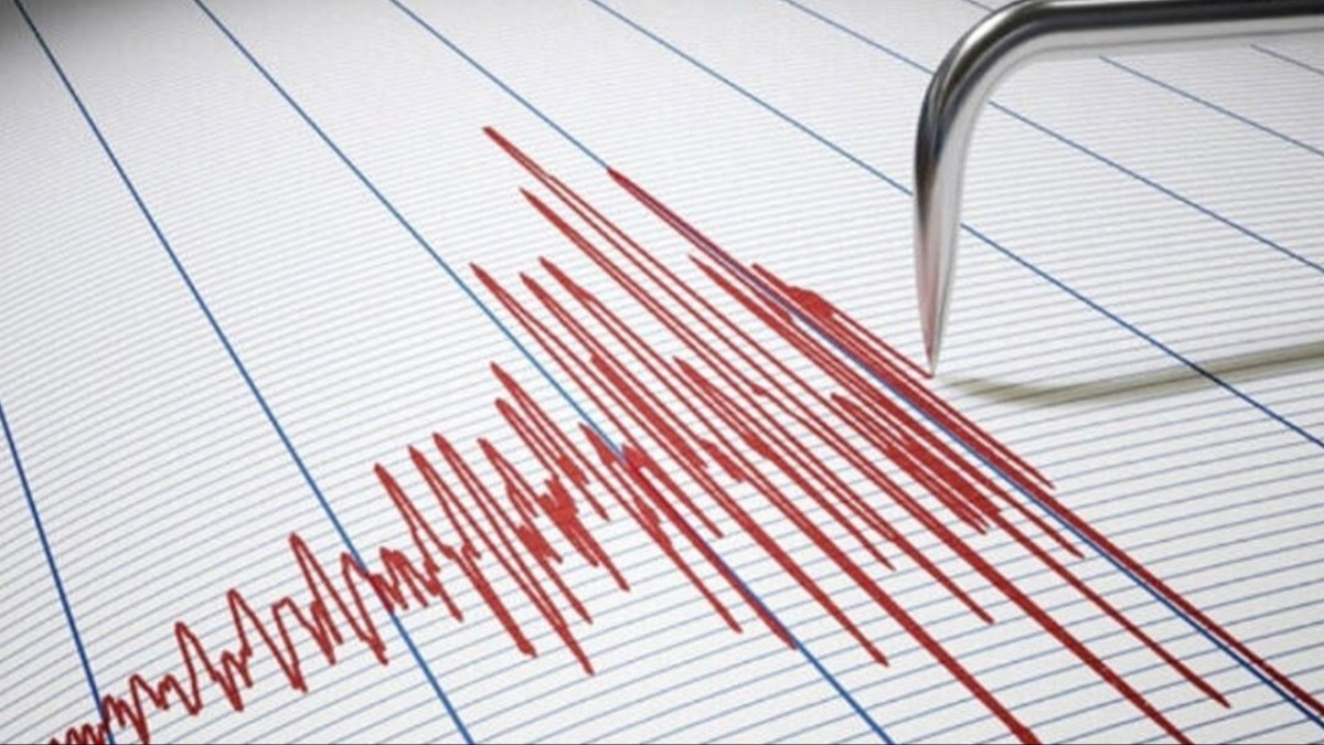 zmir'in Menderes ilesinde korkutan deprem