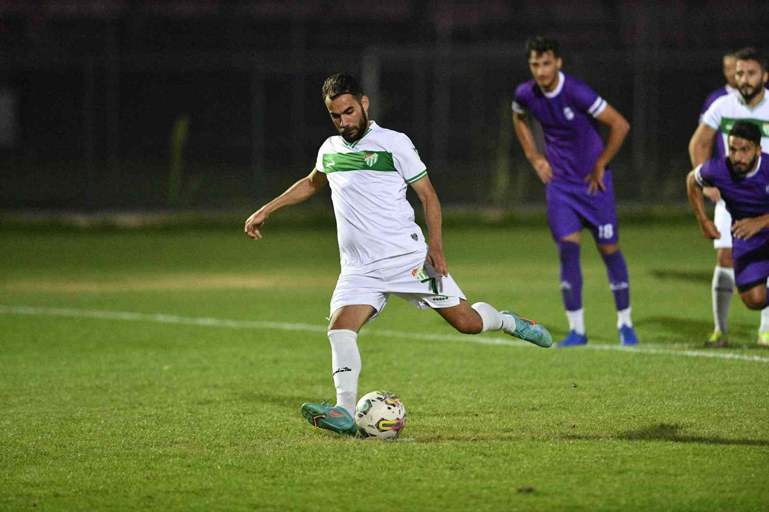Bursaspor'un Afyon kamp� bu sabah tamamland�