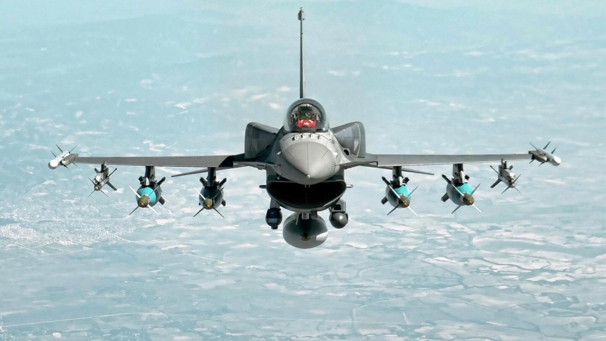 Yeni F-16'lar adm adm Trkiye'ye! Bir lke hsrana urayacak