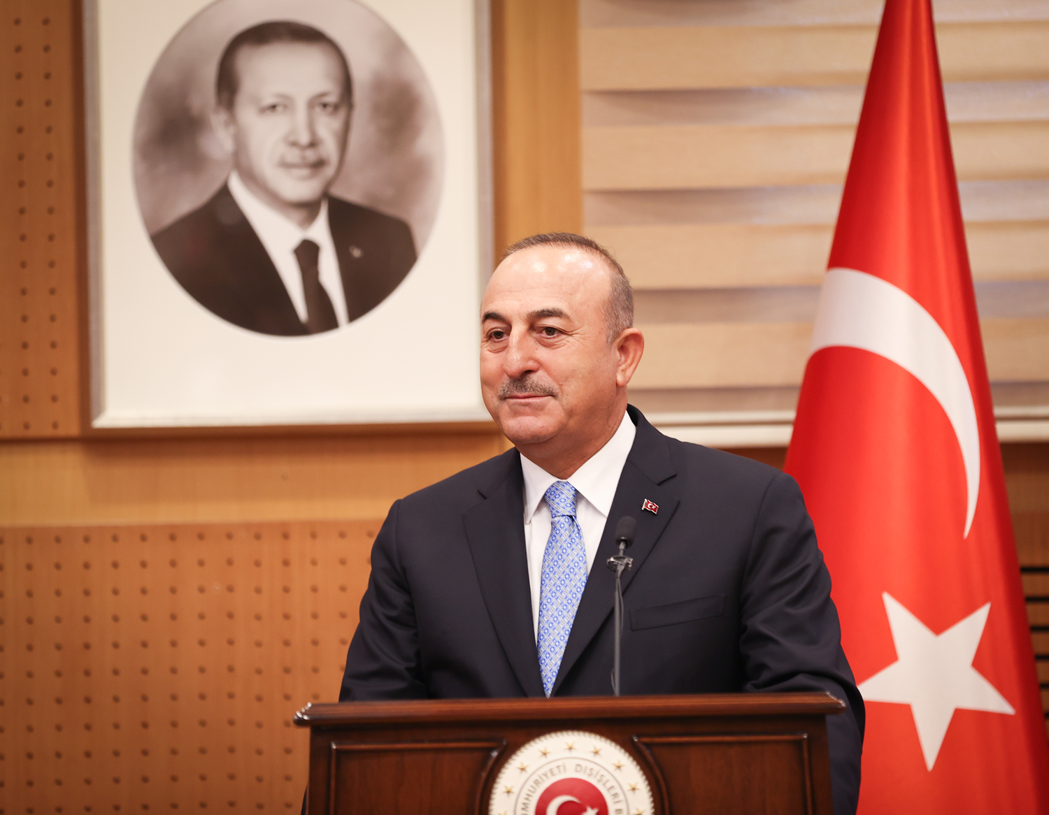 Bakan �avu�o�lu: S�zlerimi �arp�tanlar�n kim oldu�unu biliyoruz