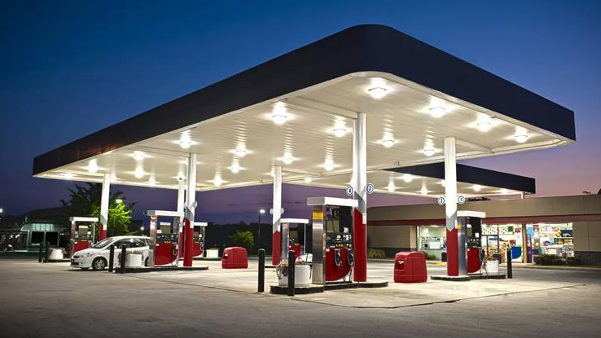 Petrolde korkun� senaryo! 3 �irkette tespit edildi