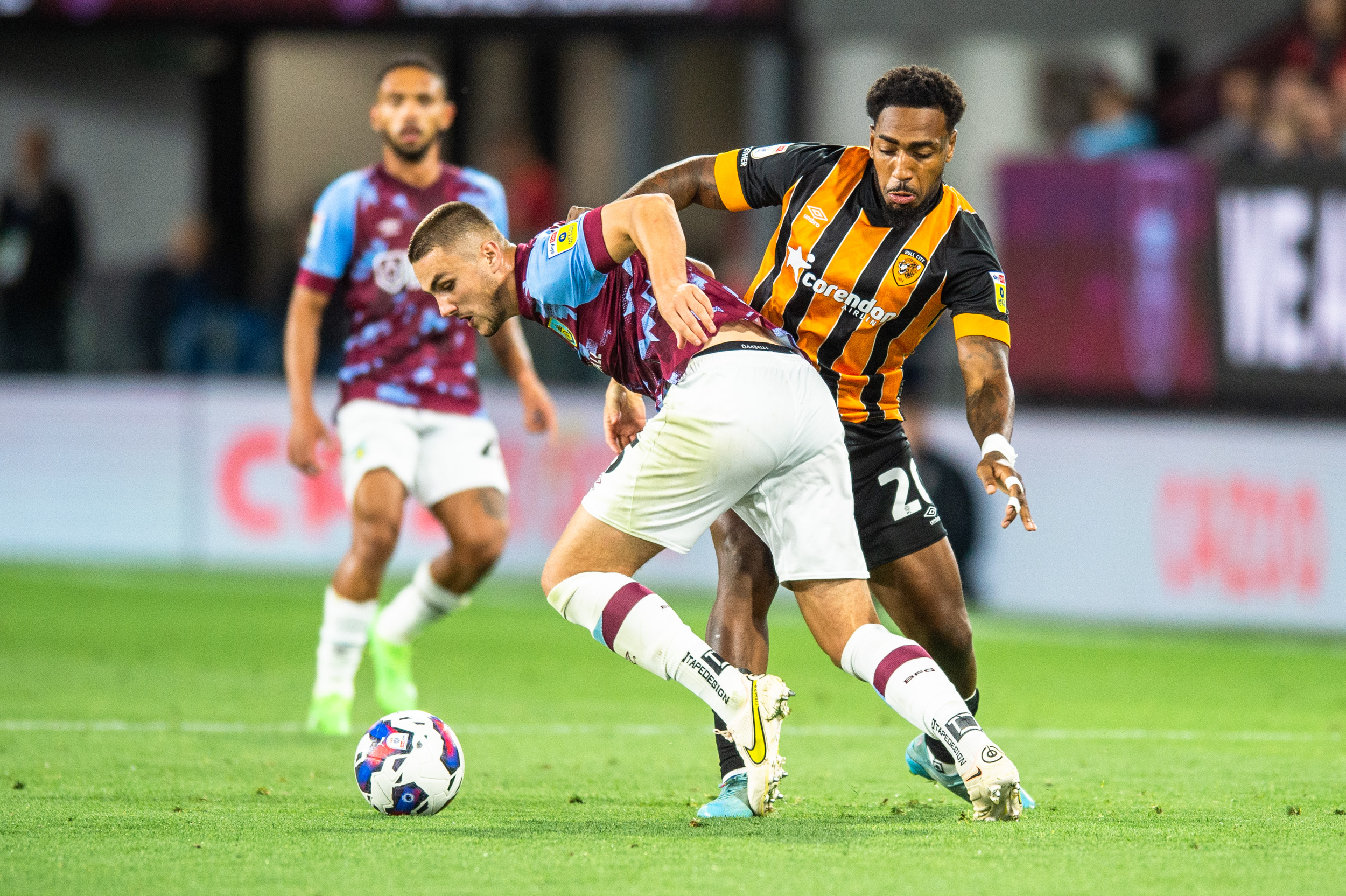 Hull City deplasmanda Burnley ile yeniemedi