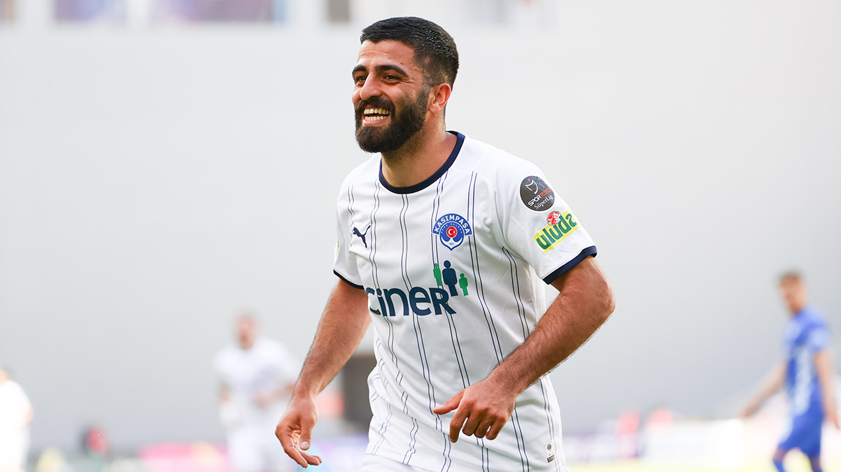 Umut Bozok karar�n� verdi! ��te yeni tak�m�...