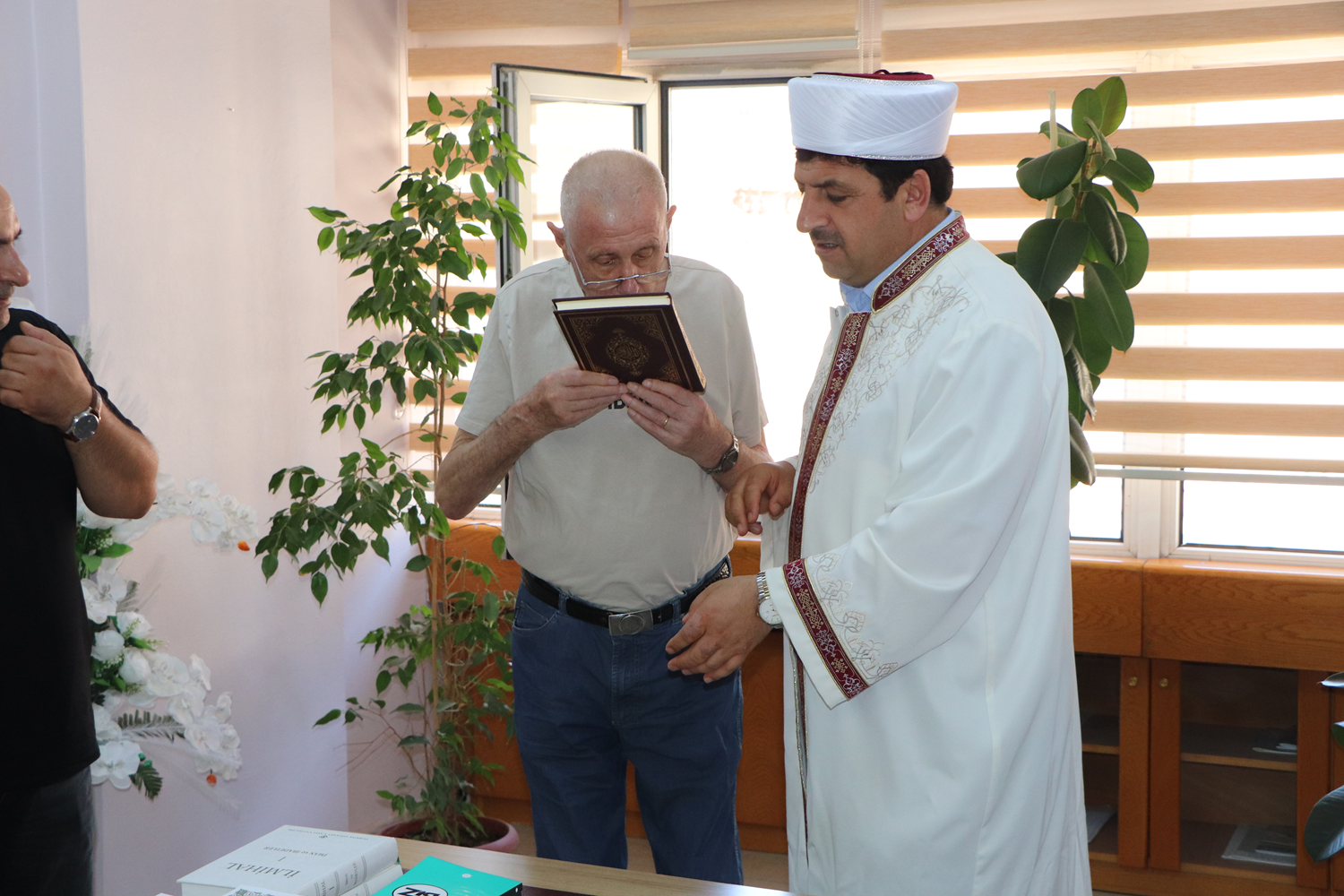 85 ya��ndaki Frans�z Emile Elaz��'da M�sl�man oldu