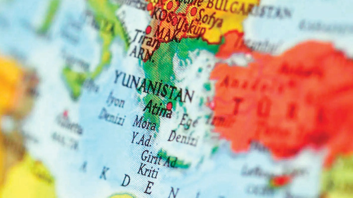 Adalar hangi Lozan'da, resmen kaybedildi?
