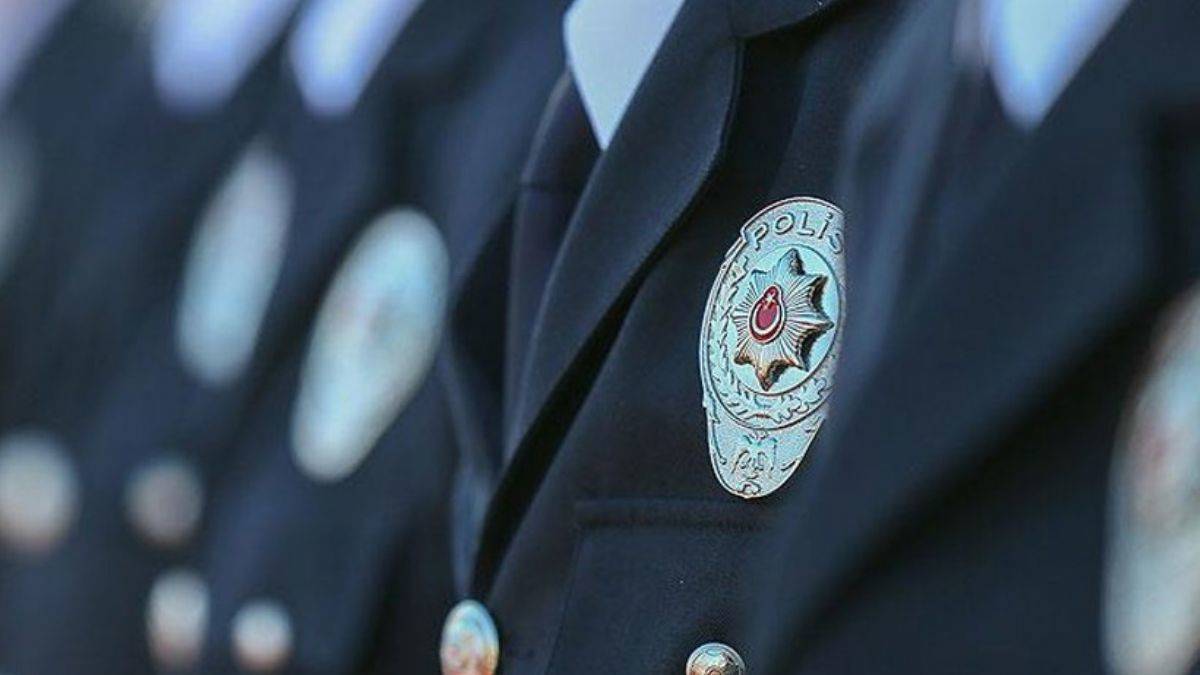 EGM'den polislerin banka maa� promosyonuna ili�kin a��klama: Tamam� da��t�ld�