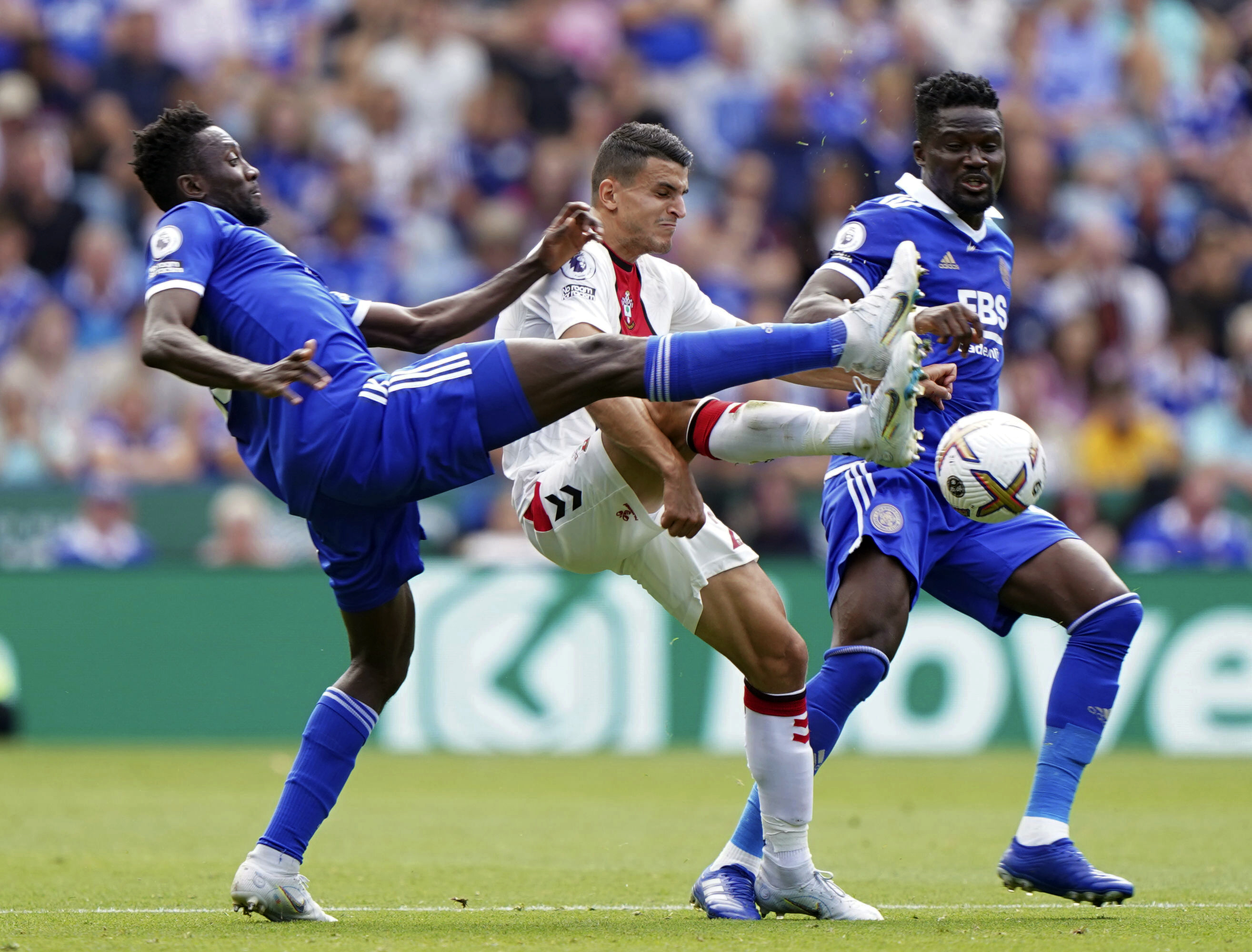 Leicester City evinde Southampton'a yenildi