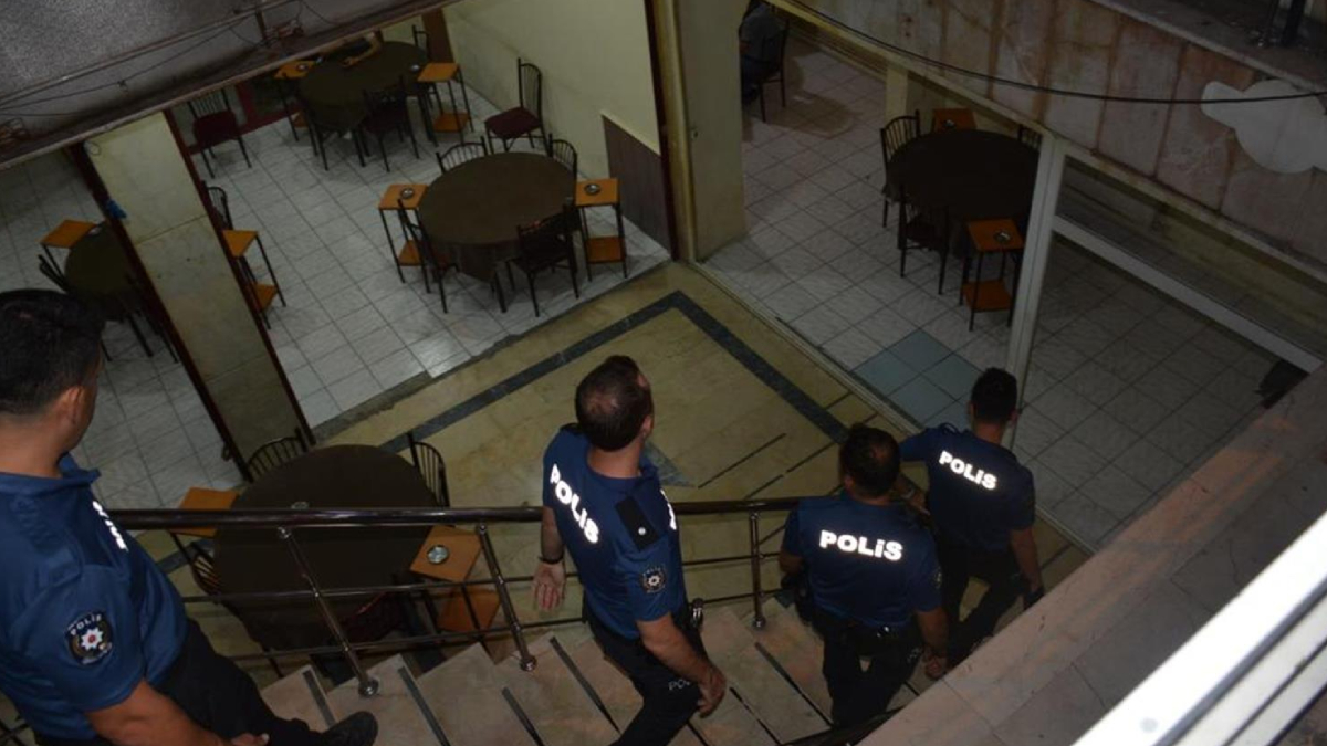 81 ilde yasa d��� bahis ve kumar uygulamas�: 40 ki�i g�zalt�na al�nd�