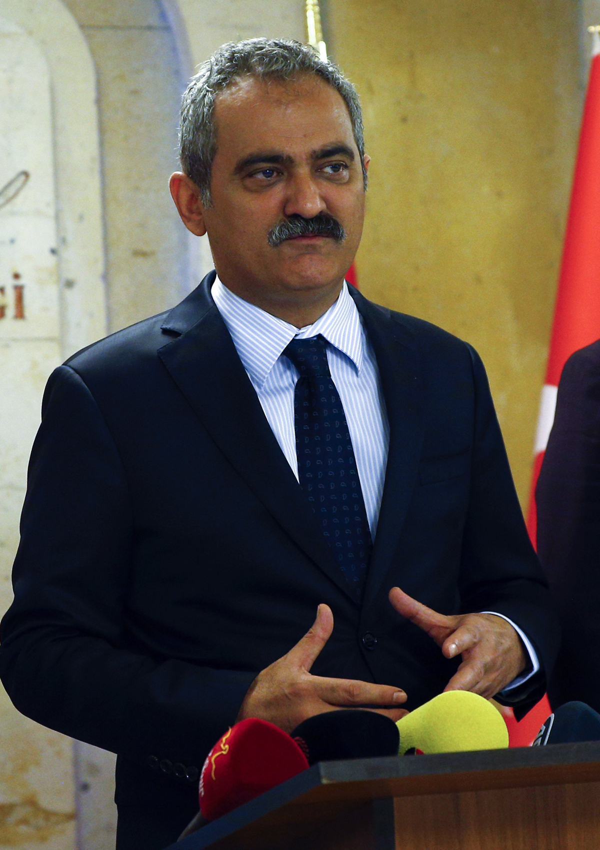 Bakan �zer: Matematik hepimiz i�in vazge�ilmez