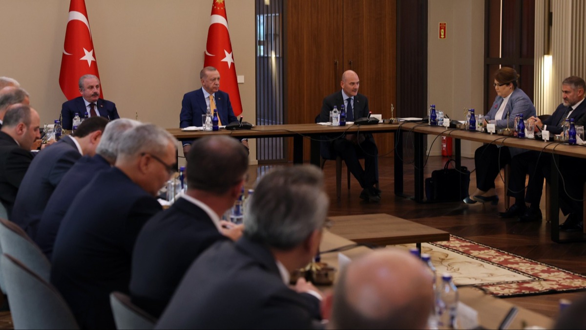 Cumhurbakan Erdoan blge valileri toplantsna bakanlk etti