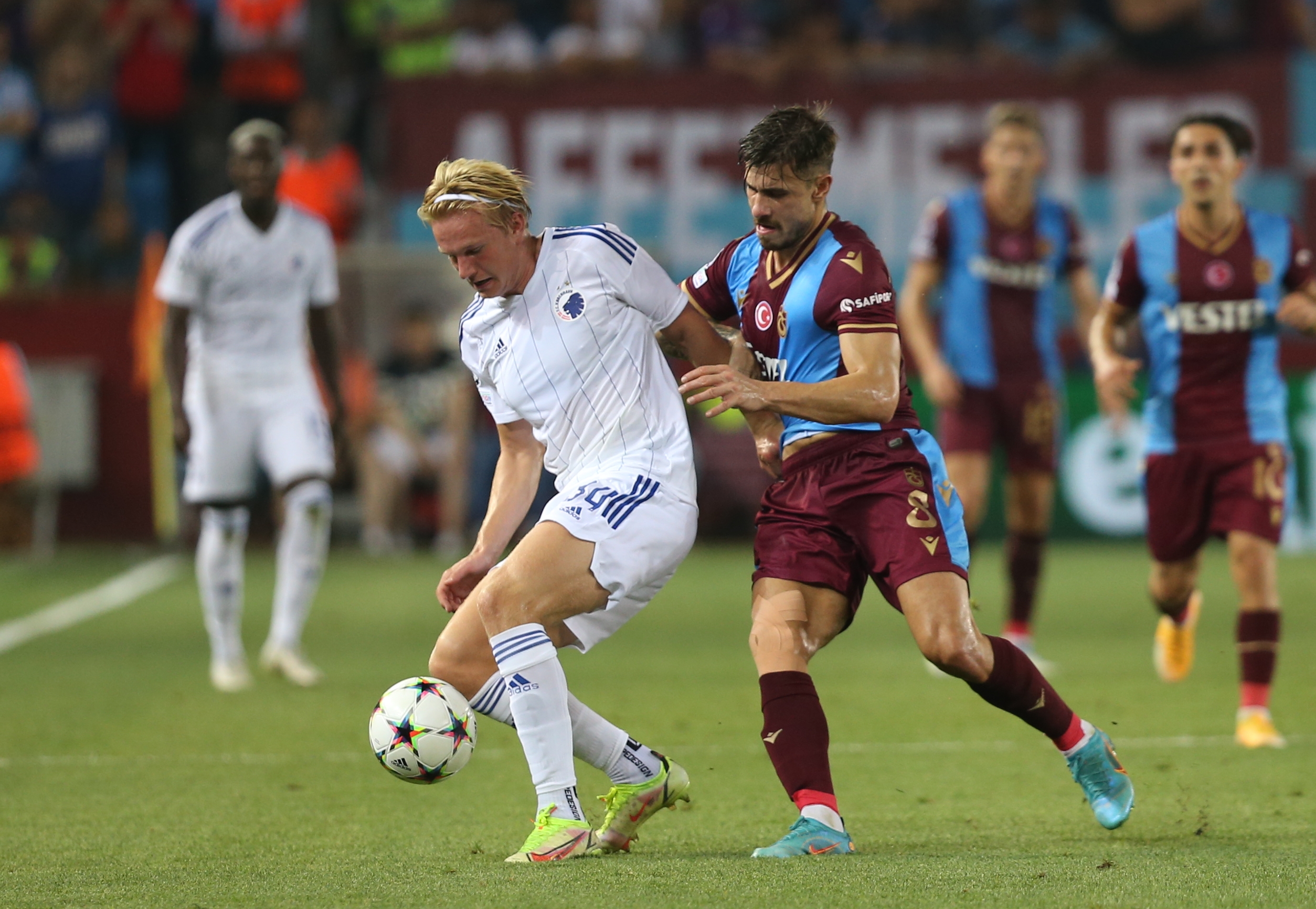 Dorukhan Tok�z: Aya�a kalkaca��z