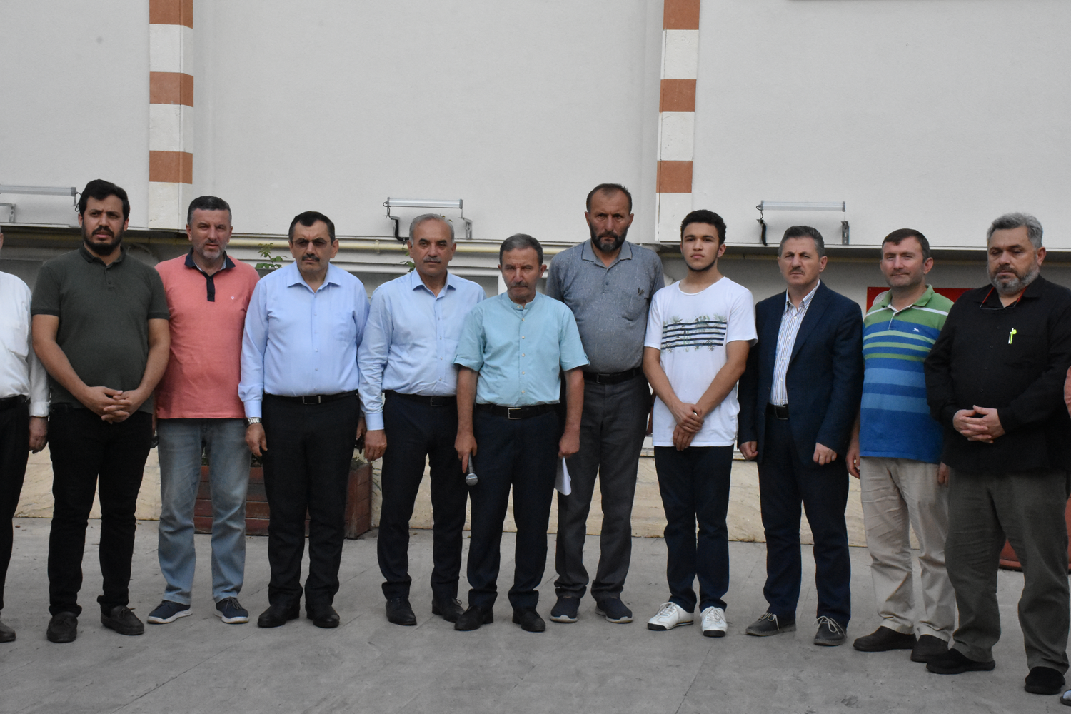 �NDER �mam Hatipliler Derne�i �yelerinden �ark�c� G�l�en'e tepki