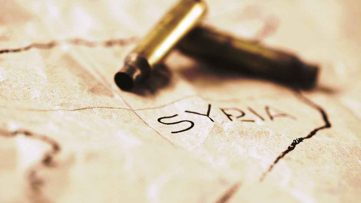Trkiye'nin Suriye'deki politika serveni: Sreler, tehditler ve yeni dnem seenei