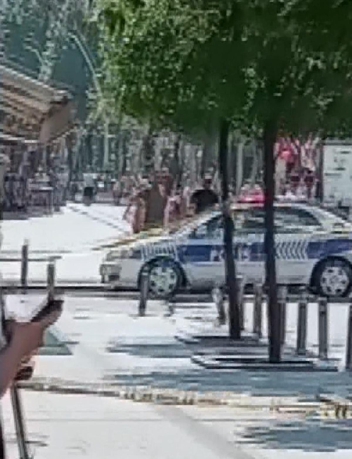 Zeytinburnu'nda ��pheli �anta pani�i