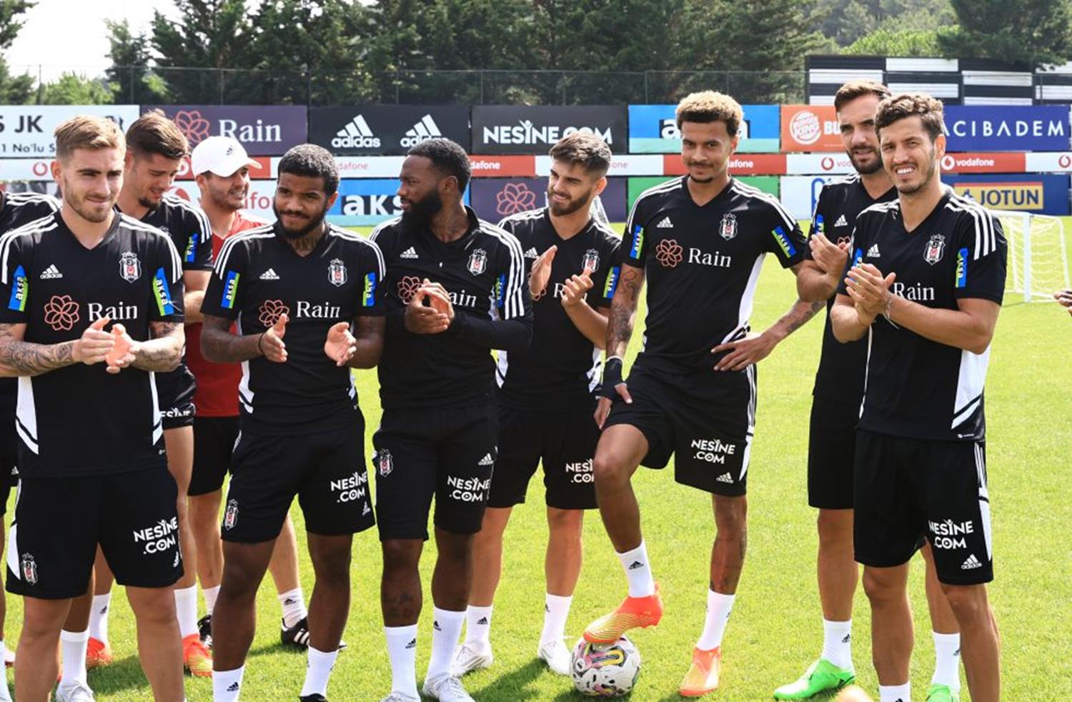 Be�ikta�'ta Rachid Ghezzal belirsizli�i