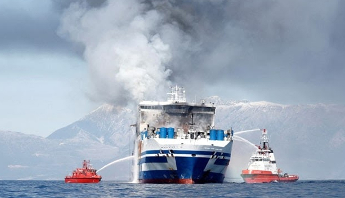 �sve�'te 300 yolcu ta��yan feribotta yang�n