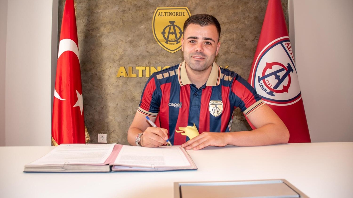 Hasan Hseyin Acar, Altnordu'ya transfer oldu