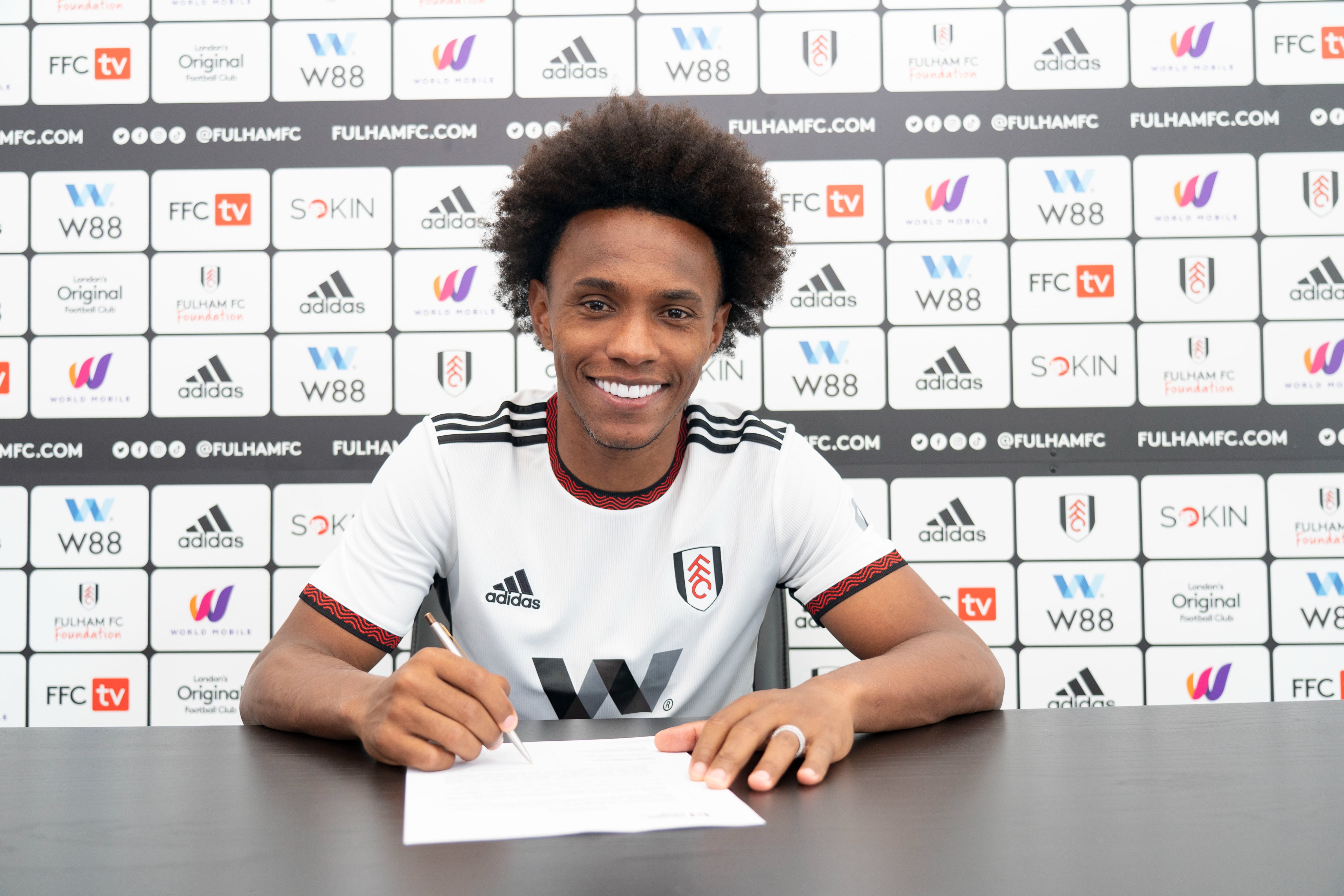 Fulham, Willian'� kadrosuna katt�